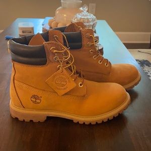 size 8 Timberland camel waterproof boots